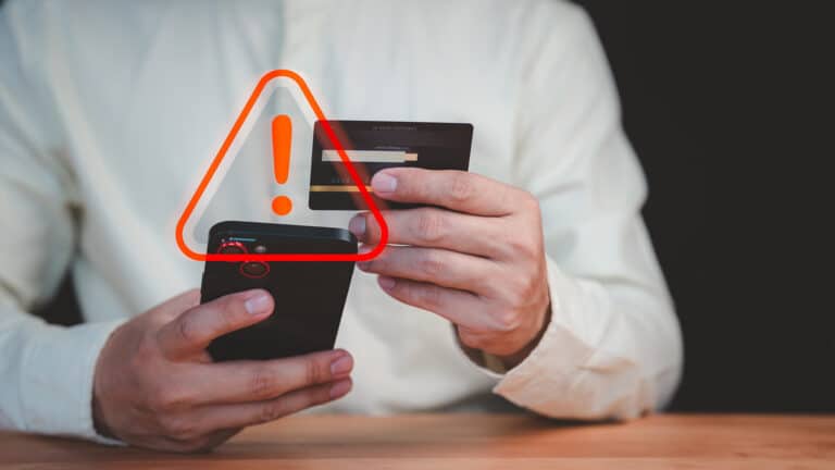 Казахстанец перевел экс-советнику акима 1 млн тенге из-за мошенников