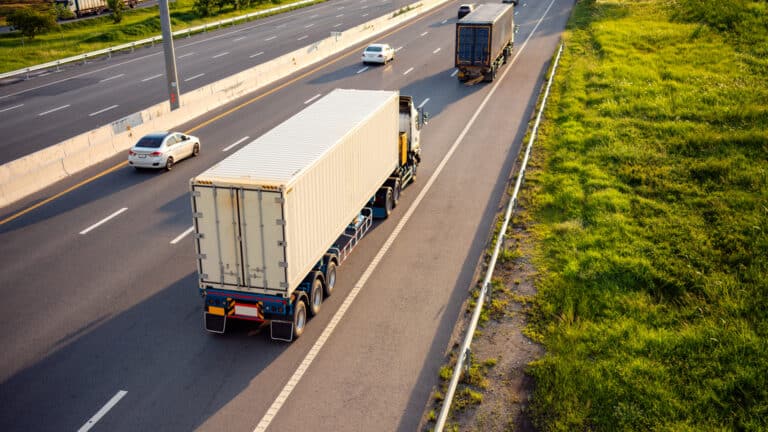 Казахстан и Китай договорились о безлимитных автоперевозках