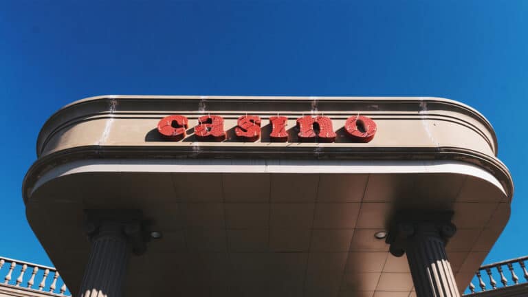 Китайские туристы готовы самолетами приезжать в казино Конаева