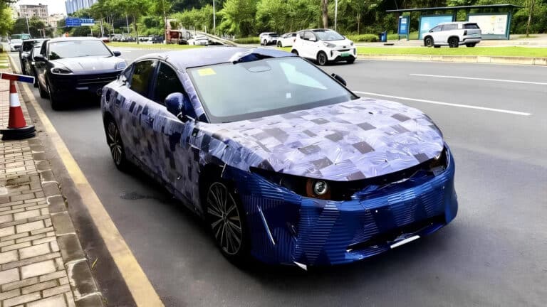 Новый BYD Han в камуфляже засветился на тестах