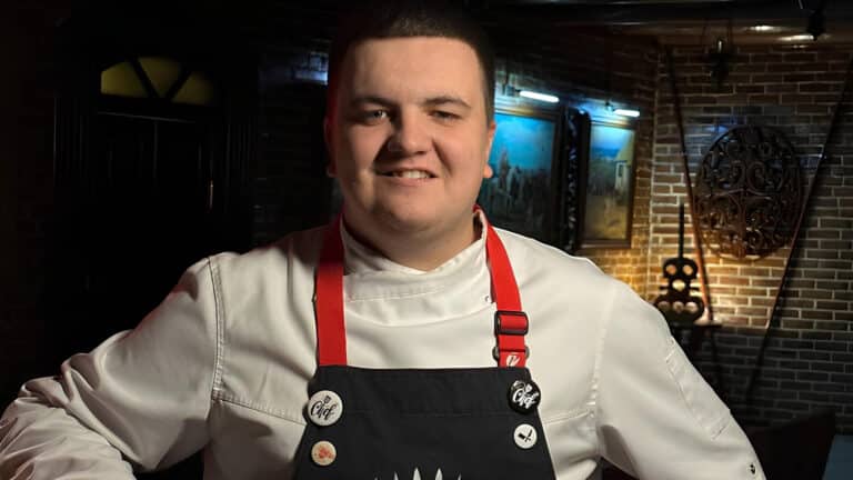 Казахстанец стал участников российского шоу 