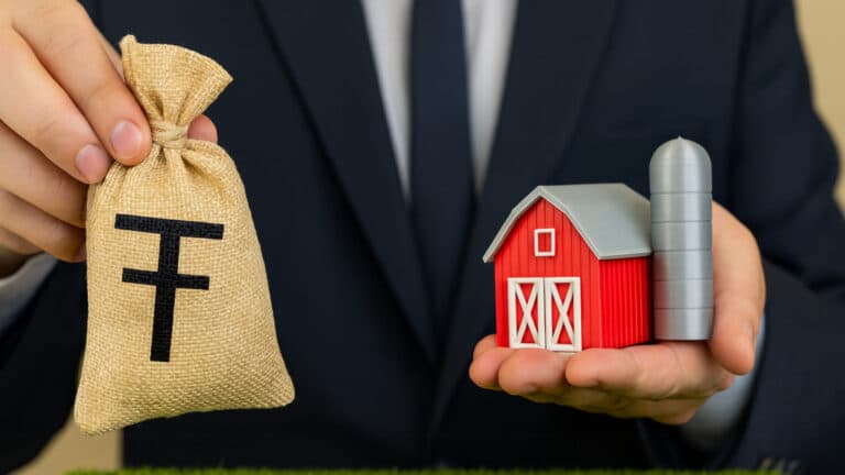 Чиновники похитили 271 млн тенге через «липовые» 100 тыс. голов скота