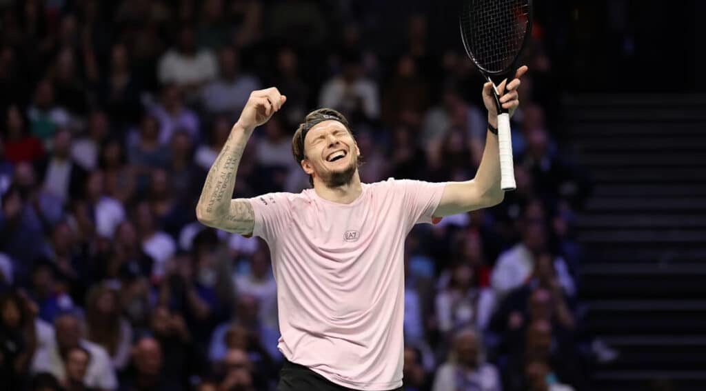 Александр Бублик вышел в полуфинал парижского «Мастерса»