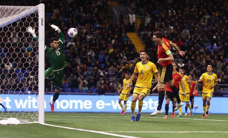 Гол Сатпаева и сэйвы Анарбекова принесли Казахстану ничью с Бельгией