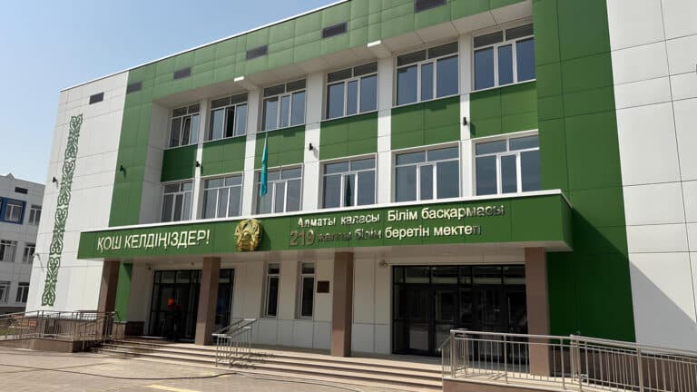 Строительная компания двух казахстанок получила сотни миллионов тенге прибыли