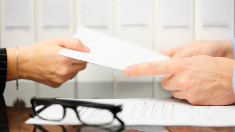 Регулятор закрыл «лазейку», позволявшую казахстанцам брать несколько кредитов за раз