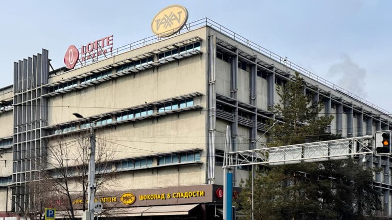 Производитель шоколада 