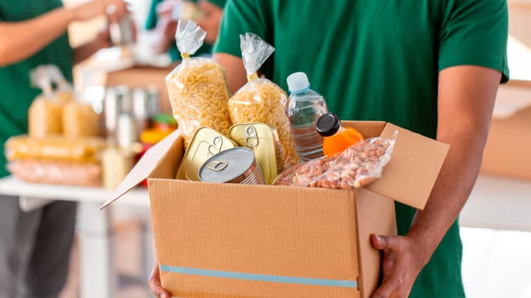 Казахстанских продавцов оштрафовали на миллионы тенге за завышение цен