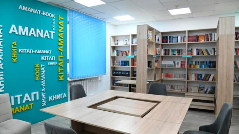 В Астане открыли фронт-офис для связи населения с структурами ЖКХ