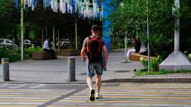 Через 15 лет в Алматы будет 65% мигрантов