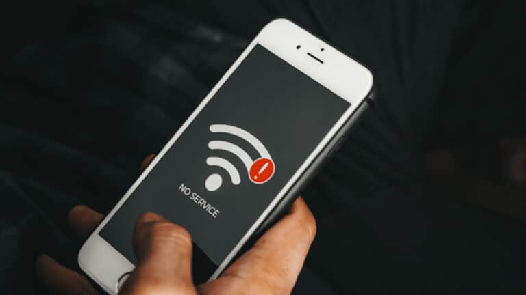 3% казахстанцев жалуется на проблемы со связью и интернетом