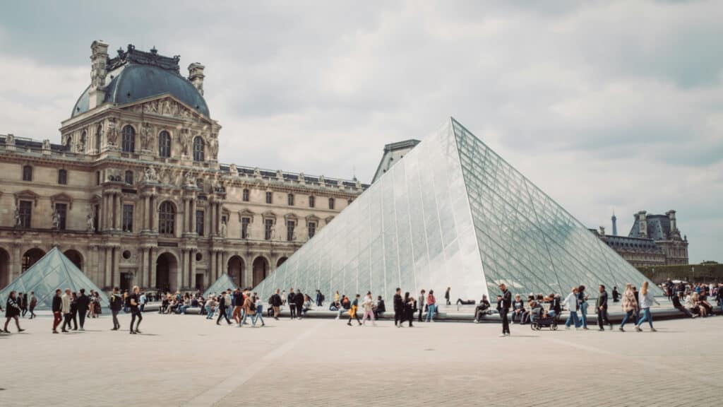 Louvre