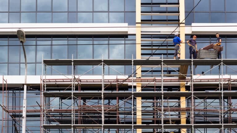 Застройщики заплатили миллиардные штрафы в Казахстане