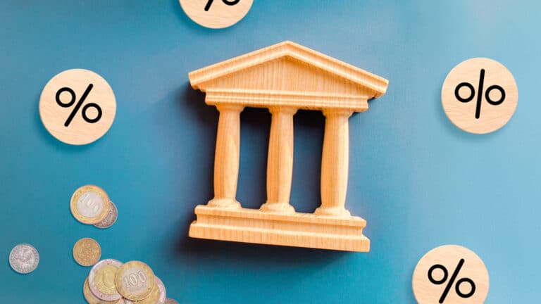 Государство подарило крупным банкам 4 трлн тенге – депутат