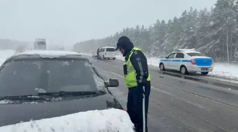 Қазақсанның 8 өңіріндегі тасжолдарда көктайғақ болады