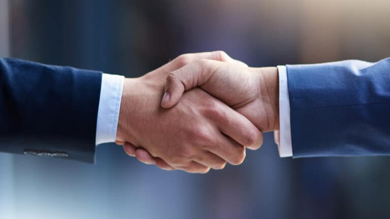 Руководители квазигоскомпаний и акимы тормозят приватизацию в РК