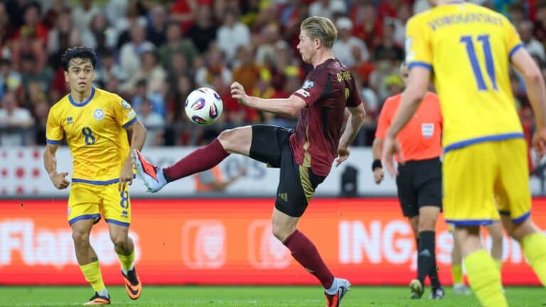 Завтра Казахстан без Зайнутдинова сыграет с Бельгией без Куртуа и де Брейне