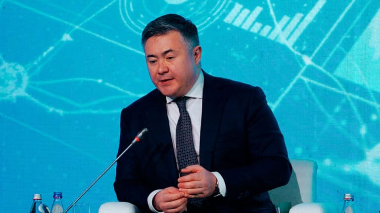 «Не хотим гайки перекручивать»: глава Нацбанка – о недоступных кредитах