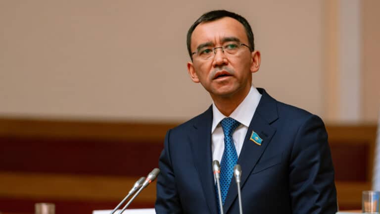 Ашимбаев гарантирует, что элита не будет влиять на парламентскую реформу