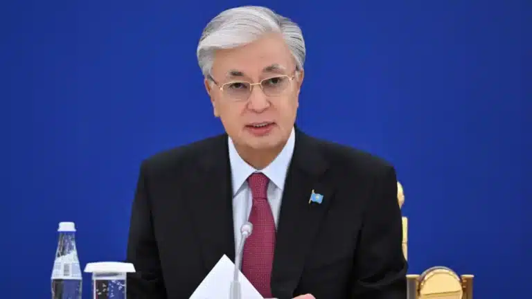 Мәскеуге сапар, АЭС және орыс тілі: Тоқаевтың жаңа мақаласында не айтылған