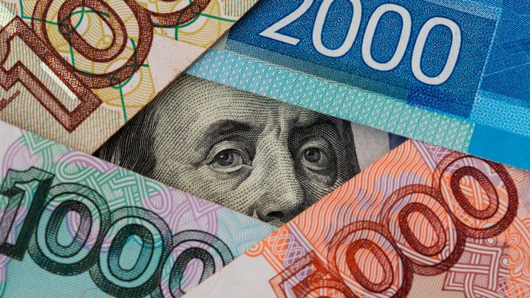 Казахстанцы смогут инвестировать до 80% пенсионных в иностранные активы