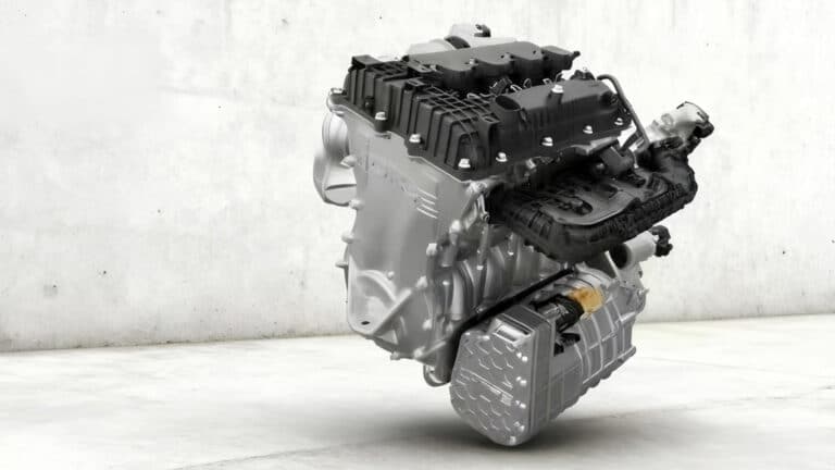 Geely и Renault показали гибрид будущего, способный перевернуть рынок