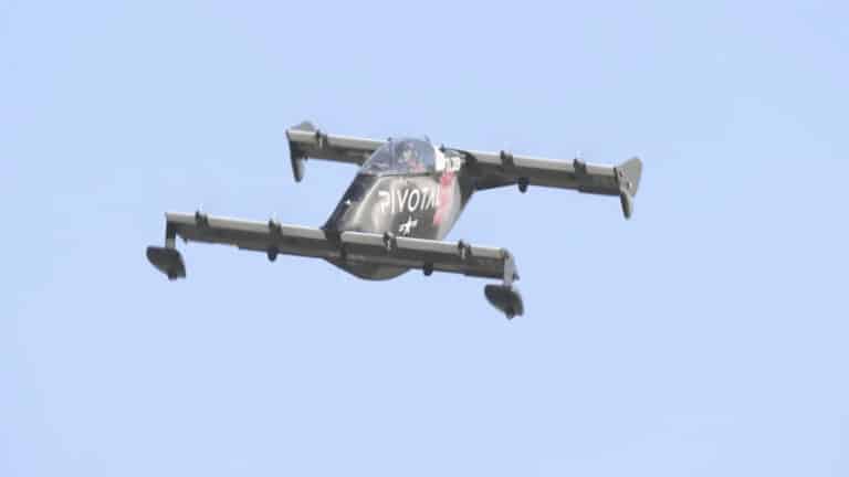 Еще один летающий автомобиль успешно поднялся в воздух