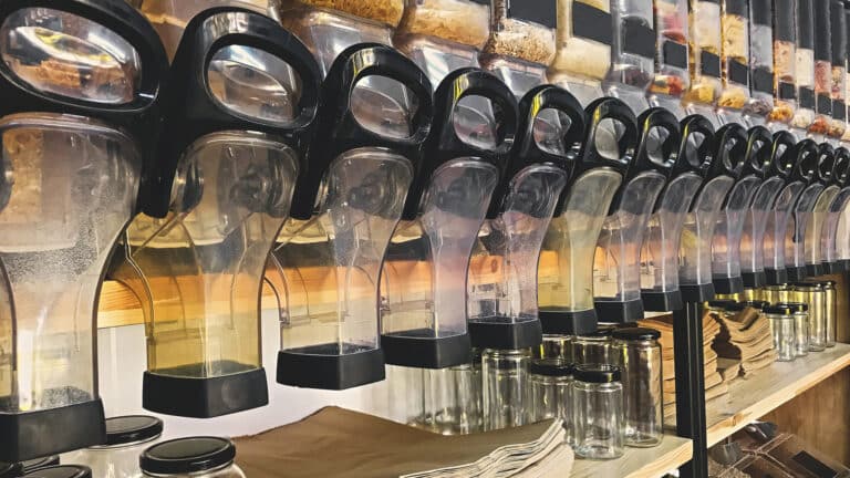 Соль, рис и гречку в Семее продавали на 20-40% дороже обычного