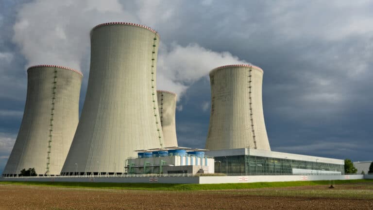 Токаев оценил российский проект строительства АЭС в Казахстане