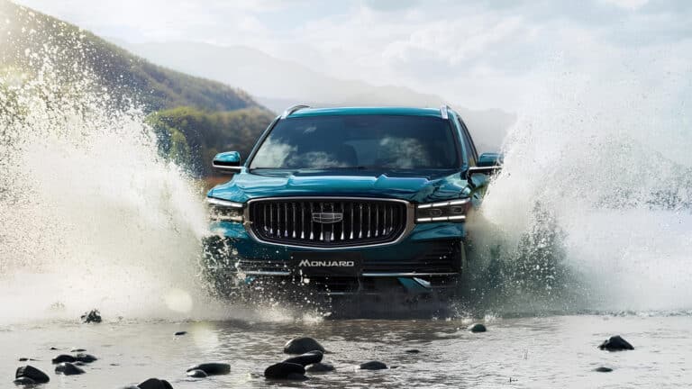 Geely Monjaro с пробегом 63 тыс. км разочаровал автоблогера