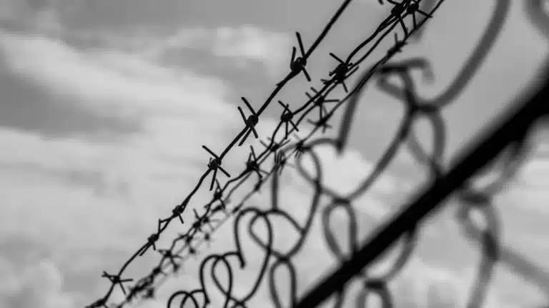 Енді тергеу изоляторы аумағында телефон байланыстан ажыратылады