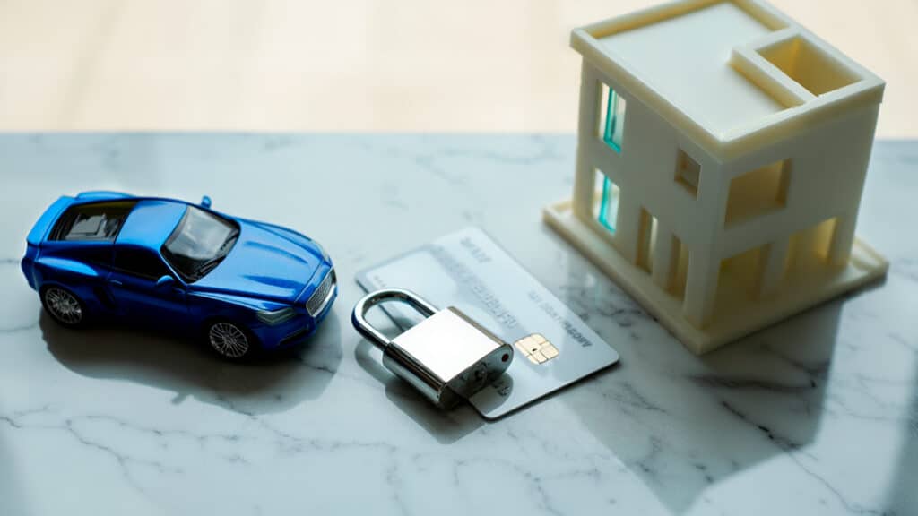 Нацбанк рассказал о деталях блокировки счетов при продаже жилья и машин, Сгенерировано нейросетью, бильд-редактор: Дастан Шанай