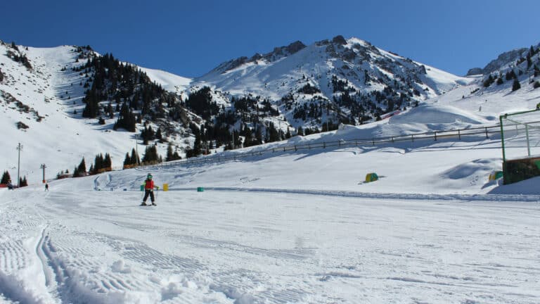 Курорт с самыми длинными горнолыжными трассами в Центральной Азии будет под Алматы
