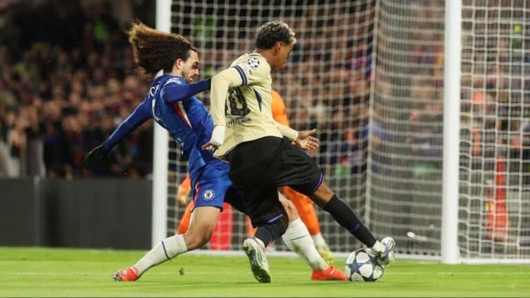 Кукурелья выключил Ямаля, «Челси» разгромил «Барсу» в Лиге чемпионов