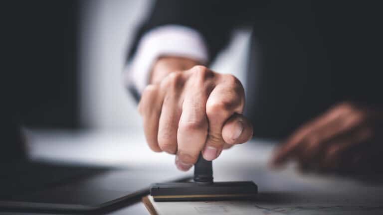 Еще одну микрофинансовую организацию лишили лицензии