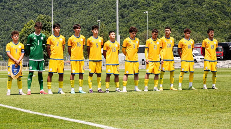 Сборная Казахстана (U17) впервые в УЕФА выиграла мини-турнир отбора на Евро