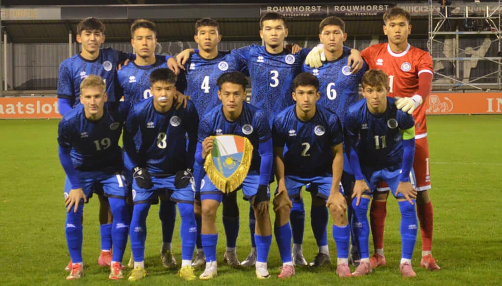 Юношеская (до 19 лет) сборная Казахстана перед матчем с Ирландией