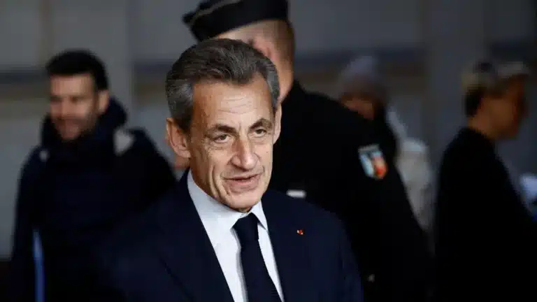 Экс-президент Франции Николя Саркози может выйти на свободу