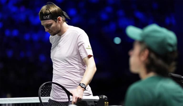 Бублик в статусе 13-й ракетки мира проиграл украинцу Сачко, 222-му в рейтинге