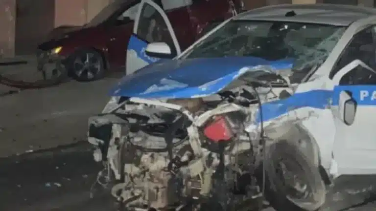 В Бейнеу подросток за рулем Camry врезался в патрульную машину