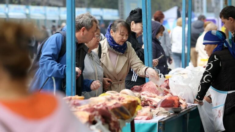 Алматыда ең арзан тауық еті бірден 550 теңгеге қымбаттайды