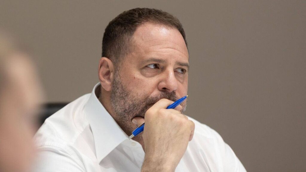 Украина президенті кеңсесінің бұрынғы басшысы Ермак майданға аттанады