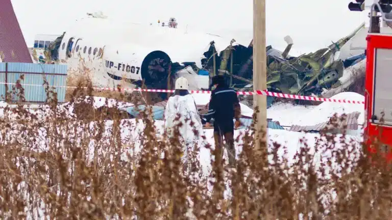 Алты жыл бұрын болған Bek Air апатына марқұм екі ұшқыш кінәлі деп танылды