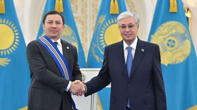 Тоқаев World Boxing президенті Геннадий Головкинді қабылдады