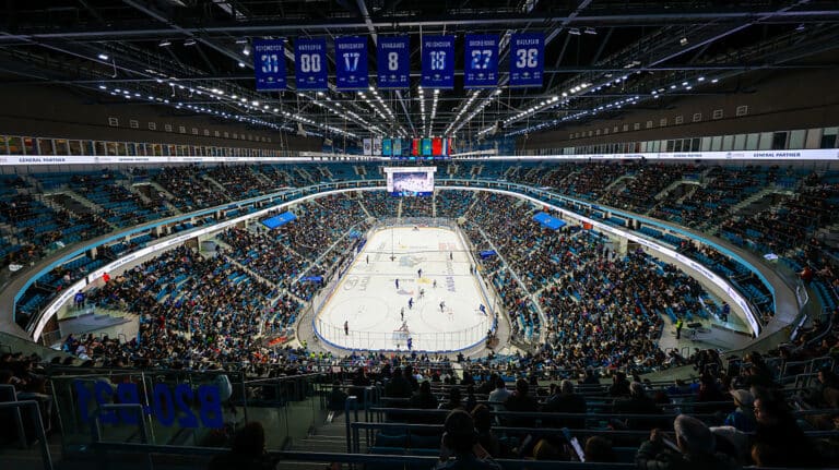 Лидер Востока второй раз в сезоне КХЛ не оставил шансов «Барысу»