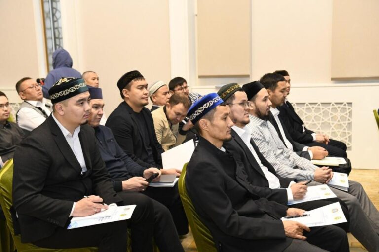 Астанада имамдар ЖИ қолдануды үйреніп жатыр