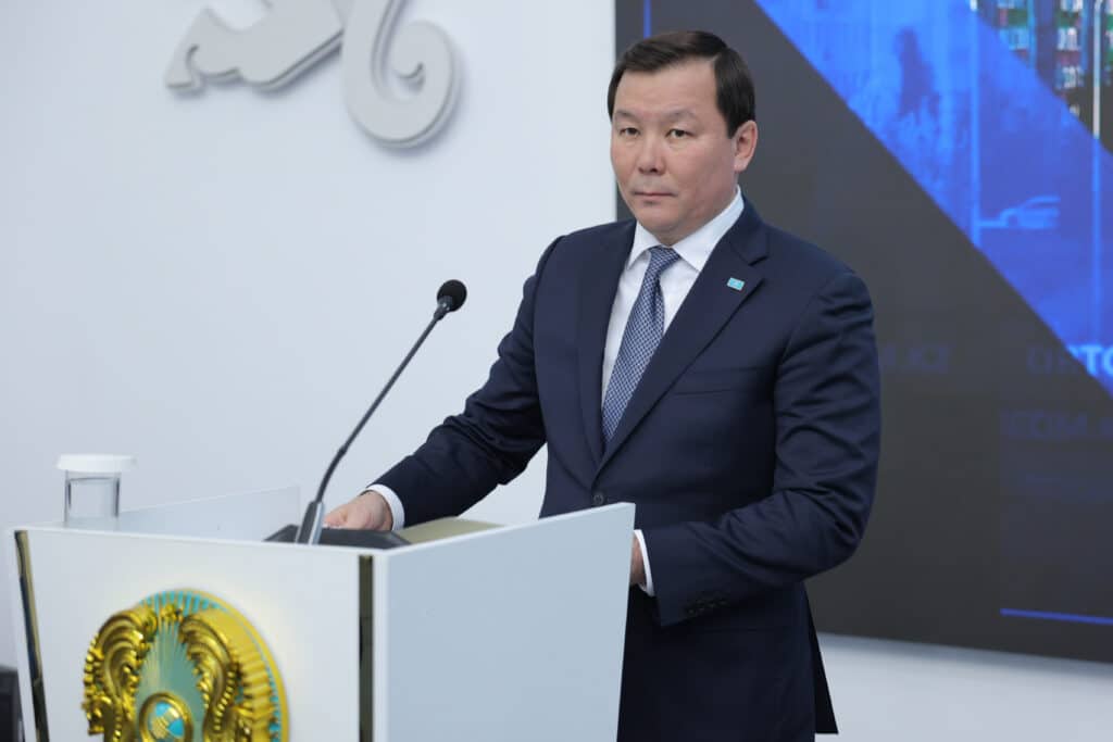 Ақтөбеде кәдесый кітап шығаруға 100 млн теңгеден аса ақша бөлінген. Әкім не дейді