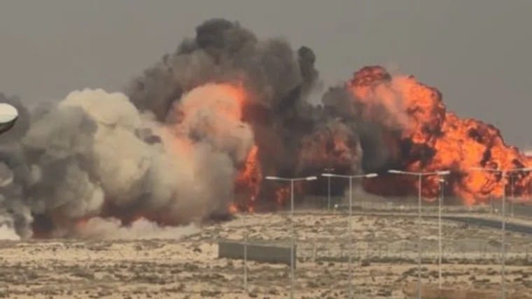 Дубайда ұшақ құлады