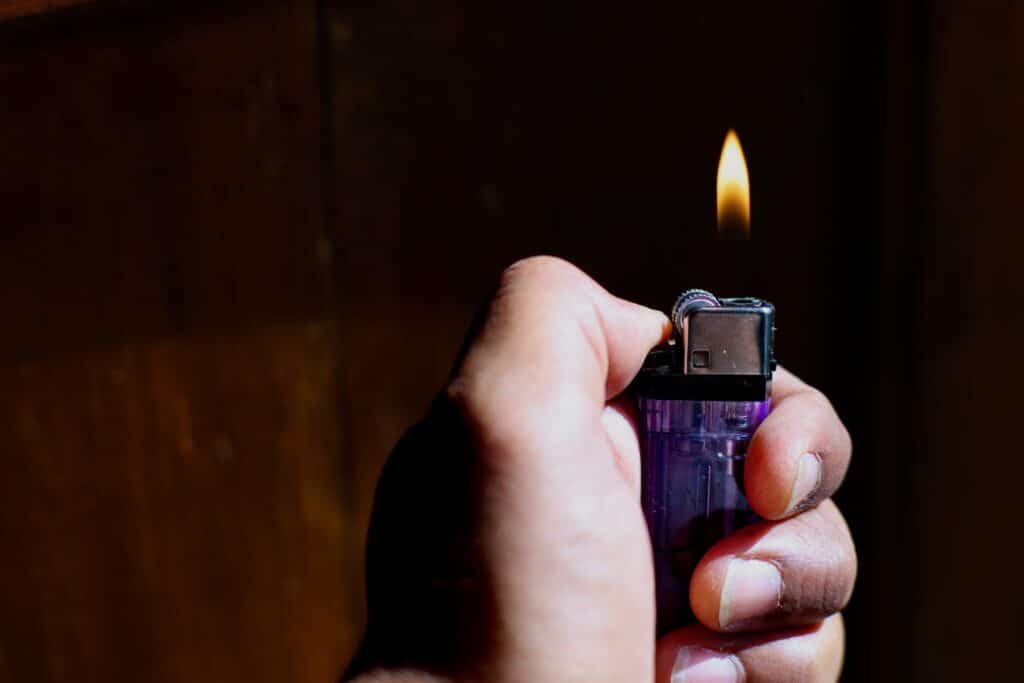 В Мангистау мужчина попытался поджечь себя у пункта полиции