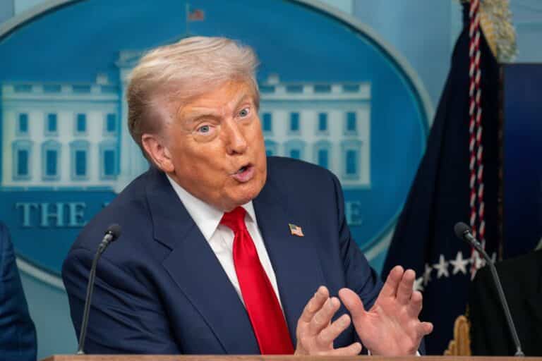 Главное к утру: отменят ли пошлины Трампа, пузырь ИИ, ралли в Южной Корее